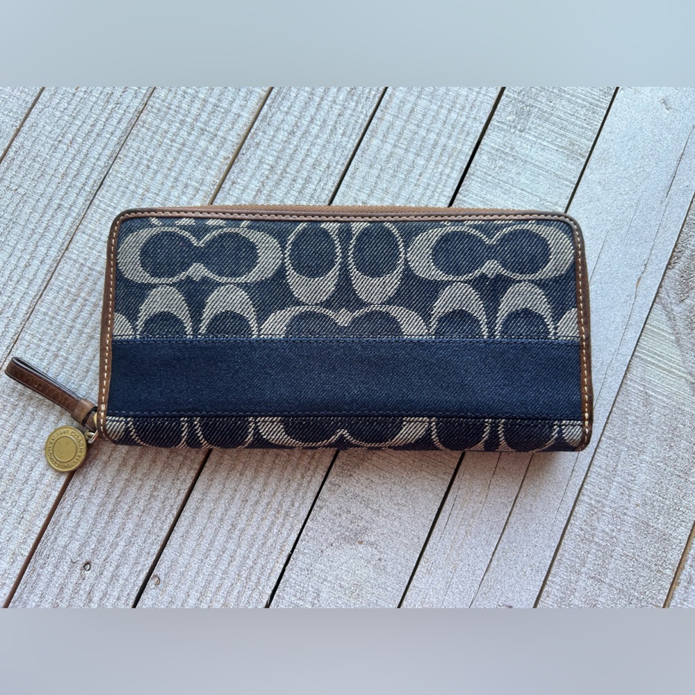 Coach Signature Striped Legacy Denim Accordion Zipper Wallet #40753